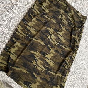 Pencil skirt